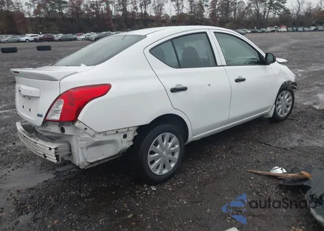 2015 Nissan Versa 1.6 S+ z USA, uszkodzony, nr VIN 3N1CN7APXFL872266